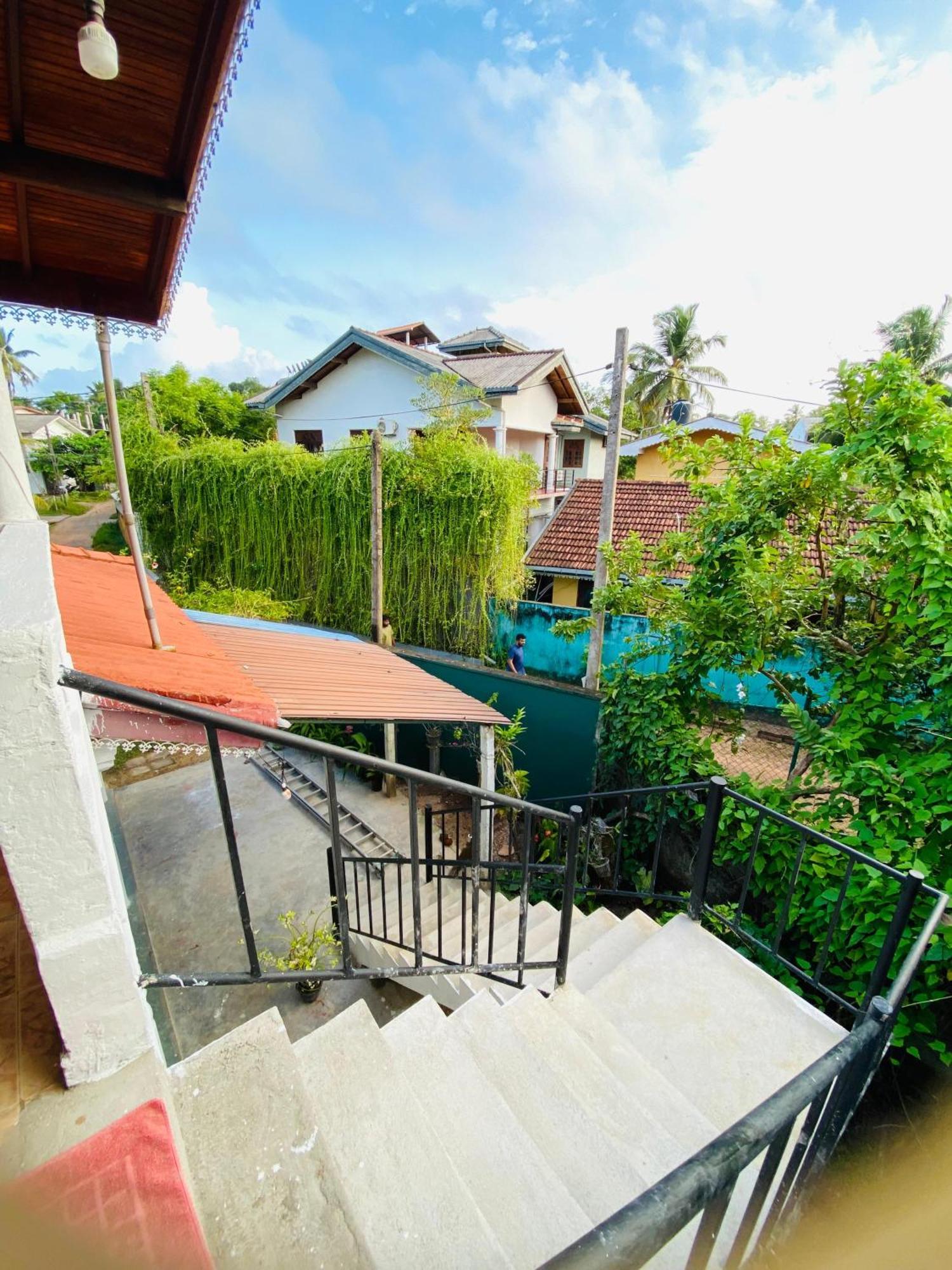 Alson Villa Hikkaduwa Exteriör bild